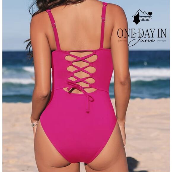 Cupshe Lace Up Nack One Piece Swimsuit Size M - Picture 2 of 7